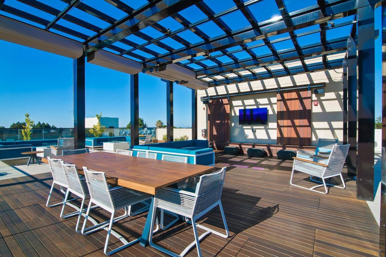Global Luxury Suites At Downtown เมาท์เทนวิว ภายนอก รูปภาพ